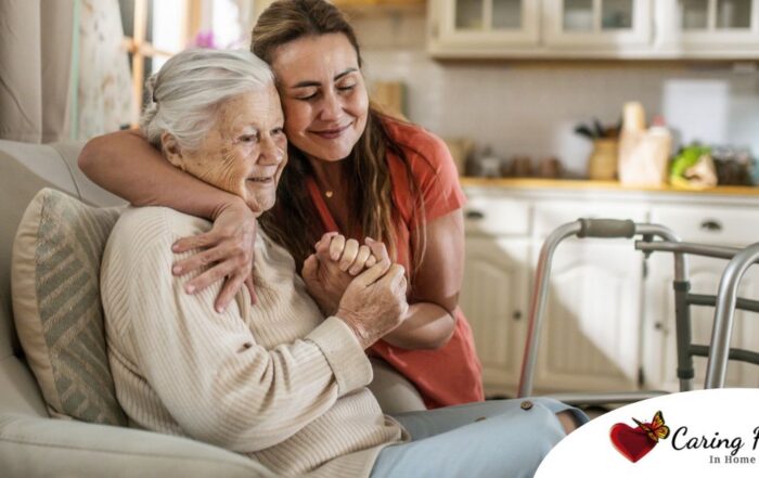 Caregiver supporting an elderly woman in the transition to senior home care